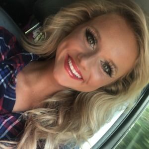 Meet your Posher, Kelli